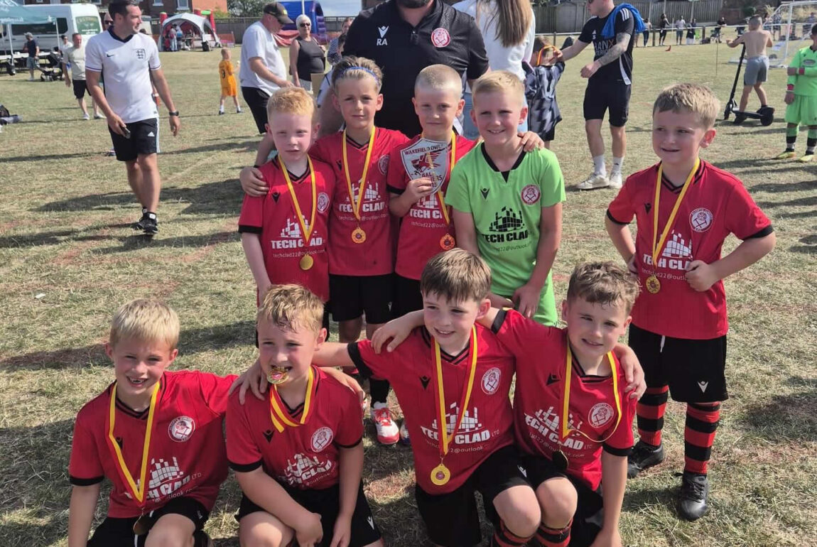ALL ABOUT ALTOFTS - U8 Reds